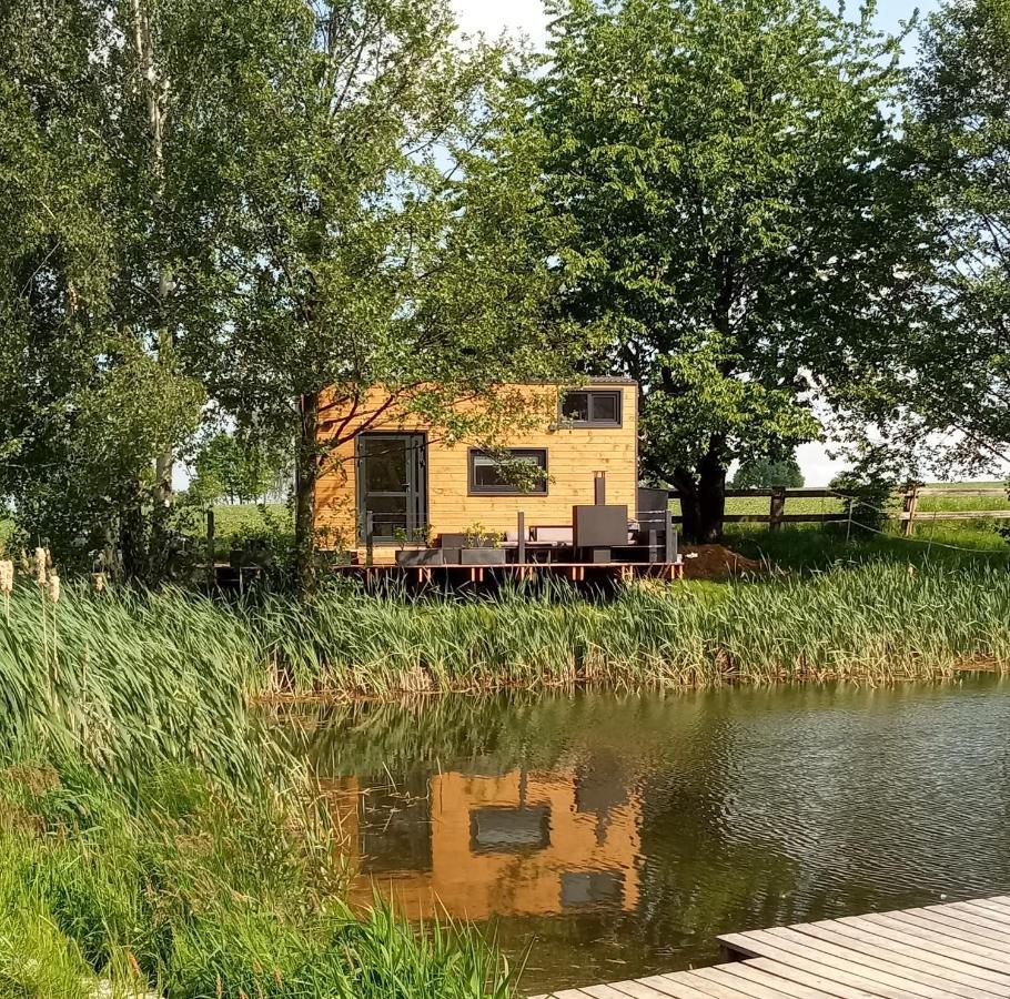 Tinyhousebeidresden 1 - Direkt Am Naturteich - Naehe Saechsische Schweiz, Dresden Grossharthau Экстерьер фото